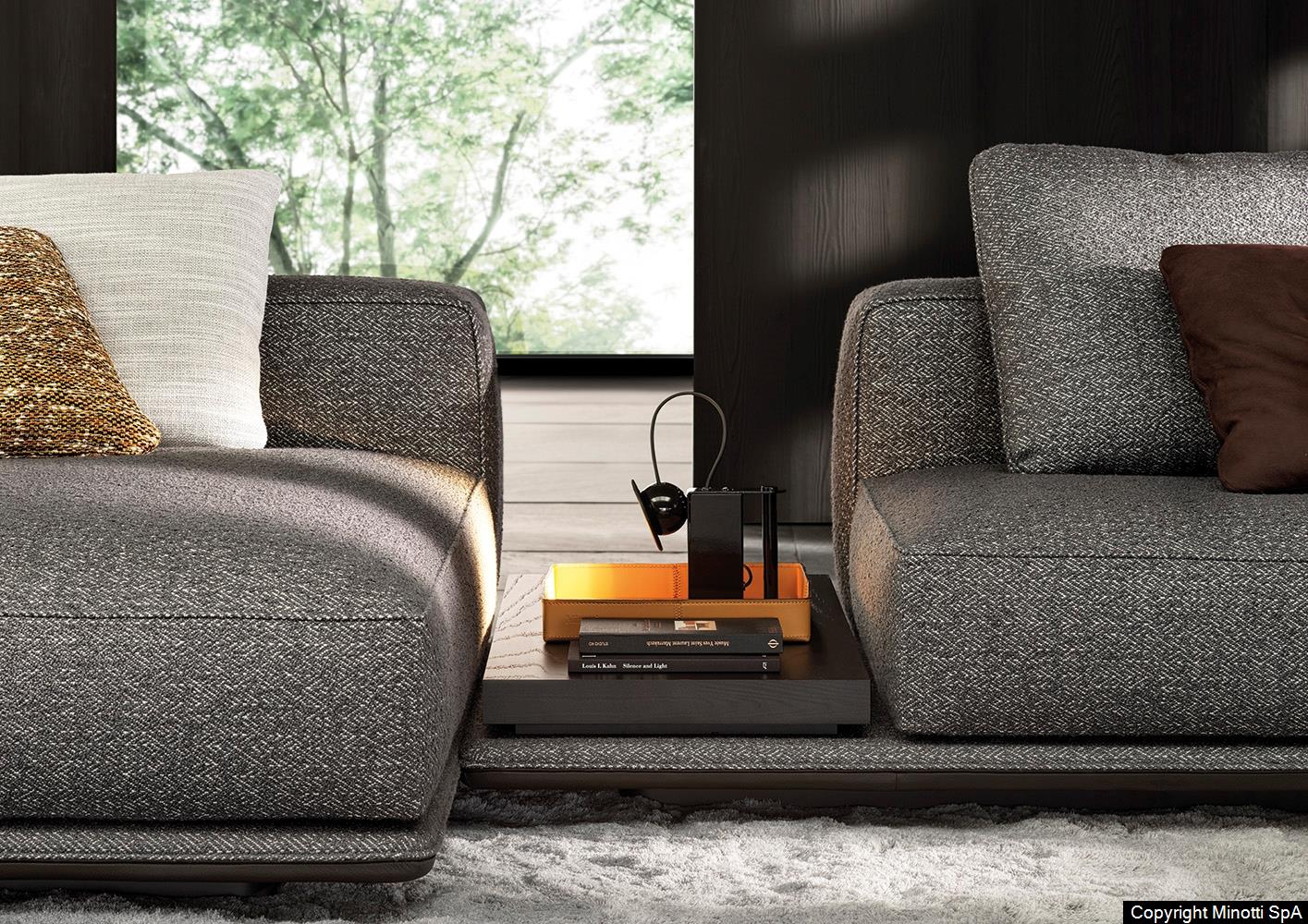 Minotti Horizonte Sofa by Novalis.O Minotti Horizonte sofa detail, Minotti Concept Store. Novalis.O